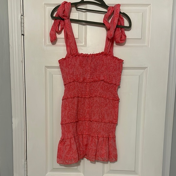 Red Sleeveless Ruffle Top - Picture 2 of 4
